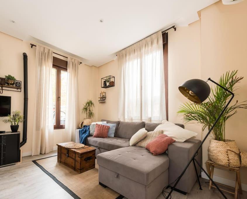 Atico Con Terraza Y Chimenea Junto A Universidad Alcalá de Henares Dış mekan fotoğraf